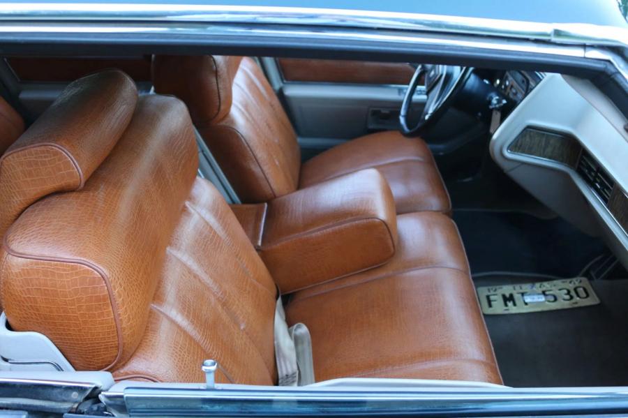 Интерьер Cadillac DeVille 9-passenger Station Wagon by WISCO (B9114767) 1969 года  (фото 68 из 147)